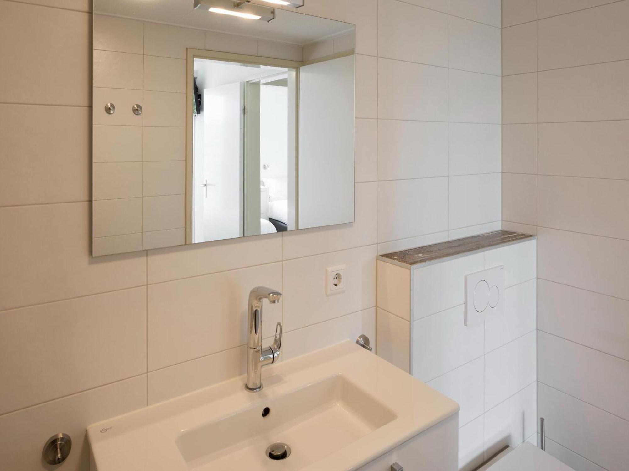 Vakantiehuis With Microwave, In A Park, Within Walking Distance
